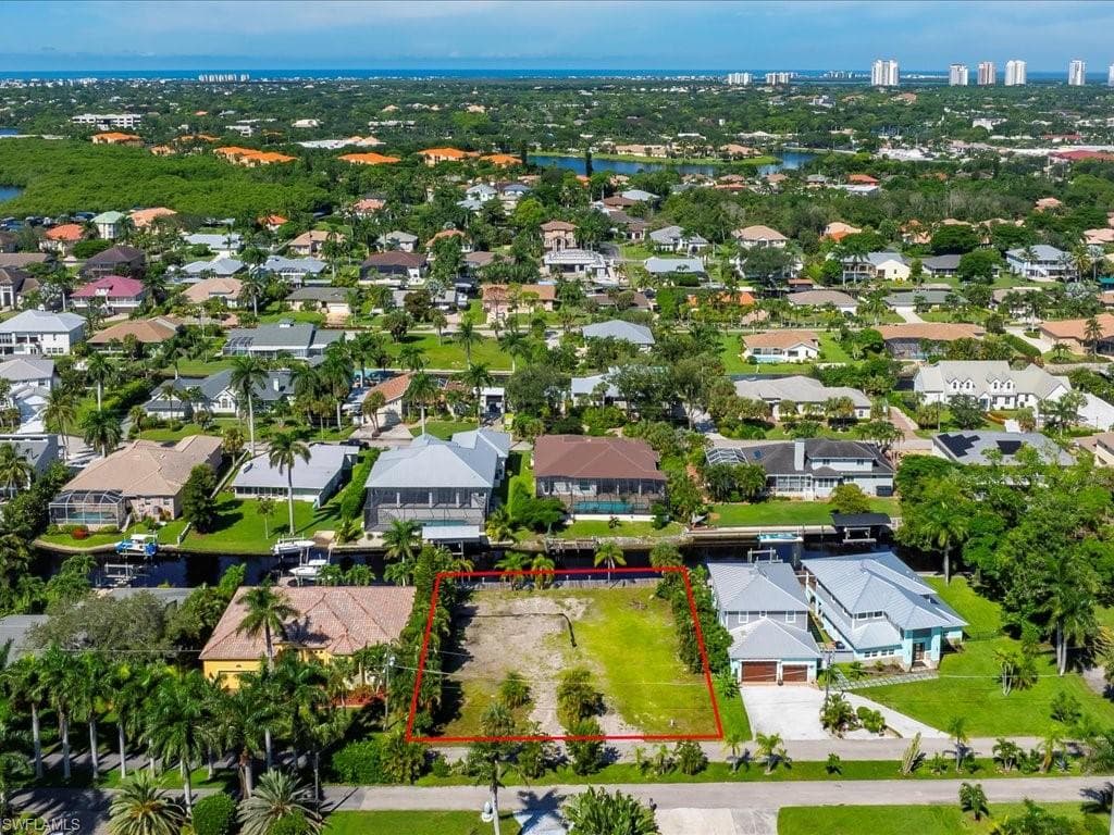 27098 Del LN BONITA SPRINGS, FL 34135