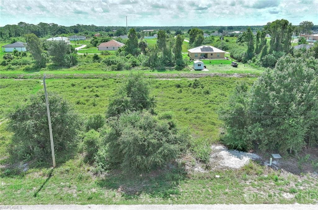 307 Ranier AVE LEHIGH ACRES, FL 33974