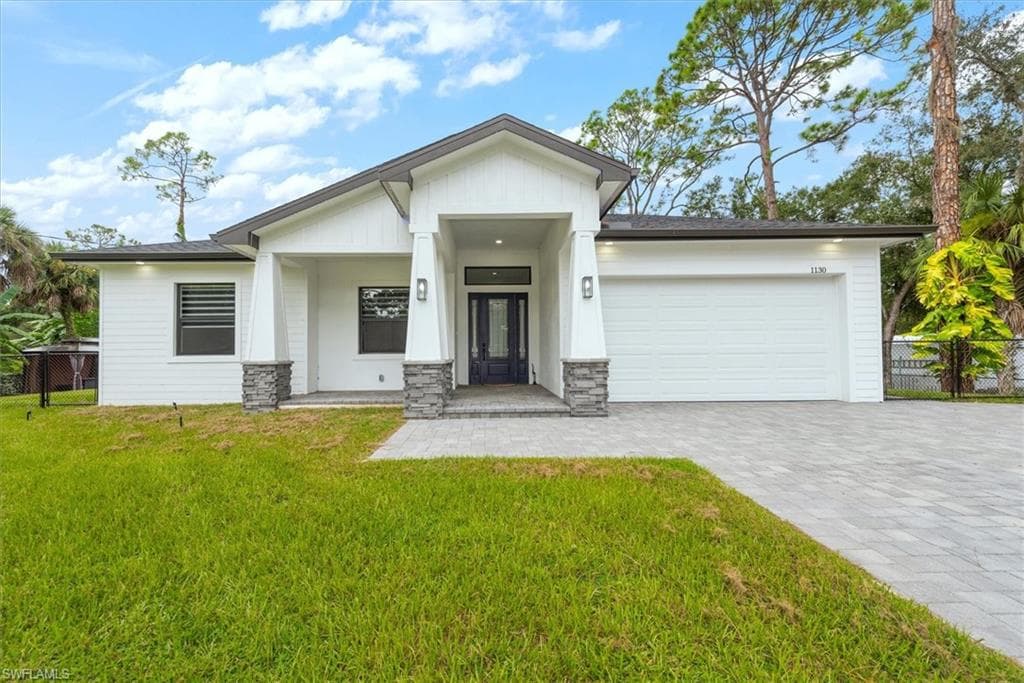 1130 Woods DR LABELLE, FL 33935
