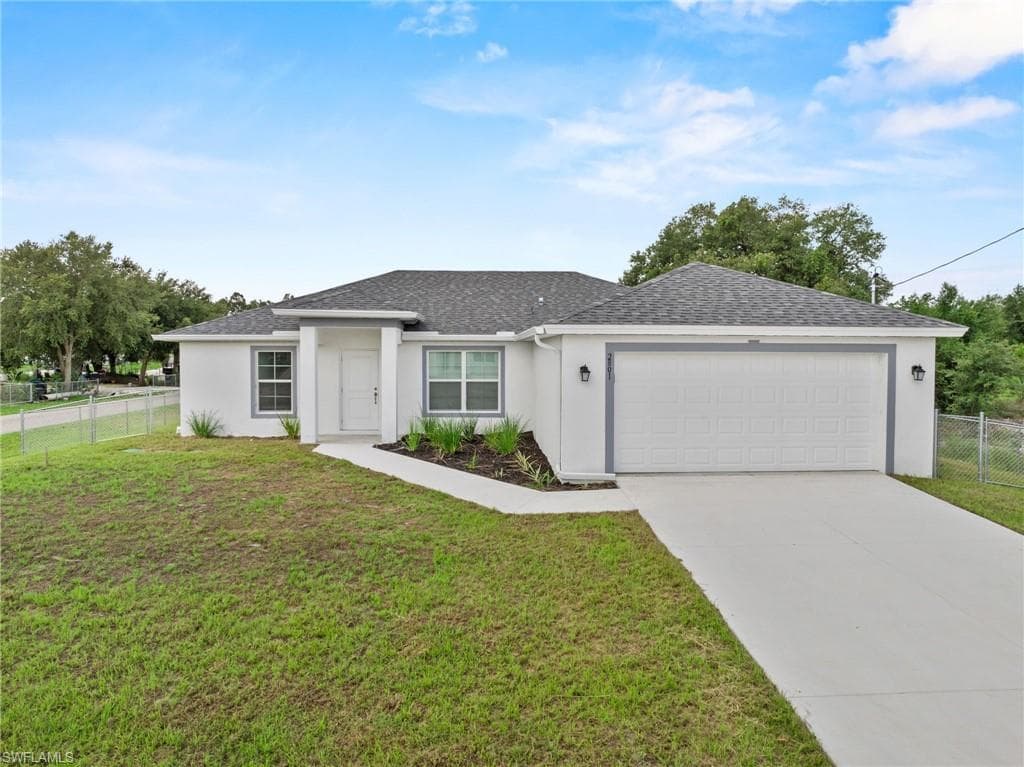 2801 50th ST SW LEHIGH ACRES, FL 33976