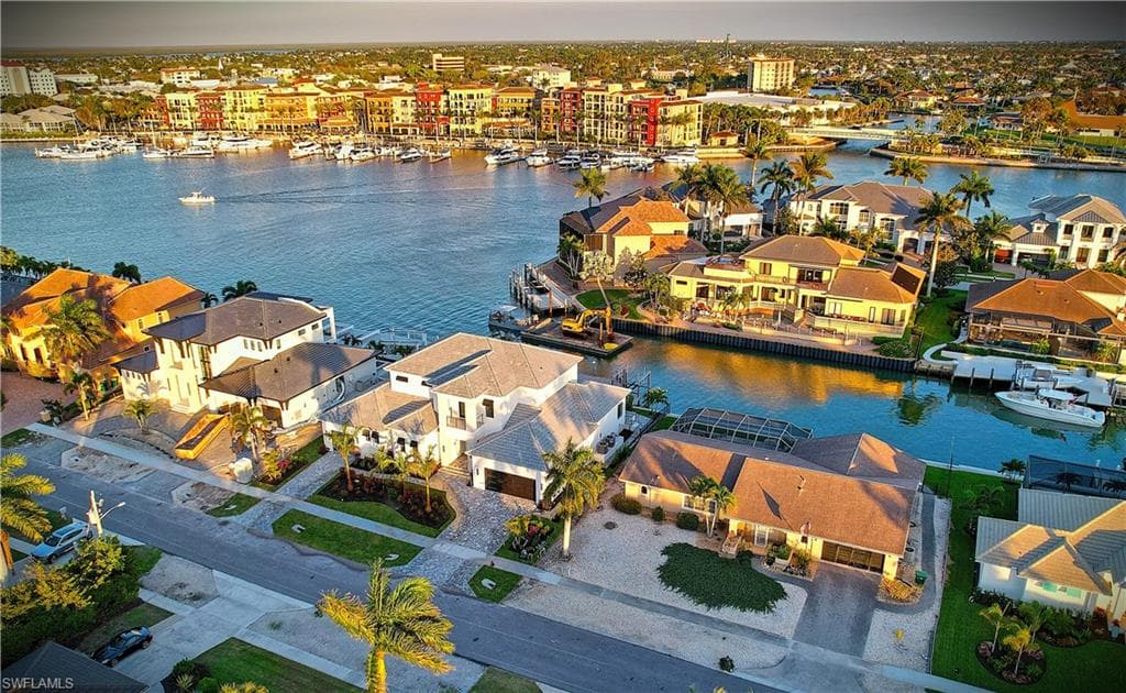 641 Dorando CT MARCO ISLAND, FL 34145
