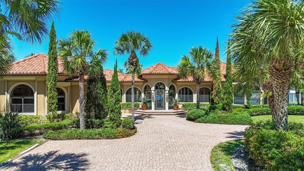 371 17th ST NW NAPLES, FL 34120