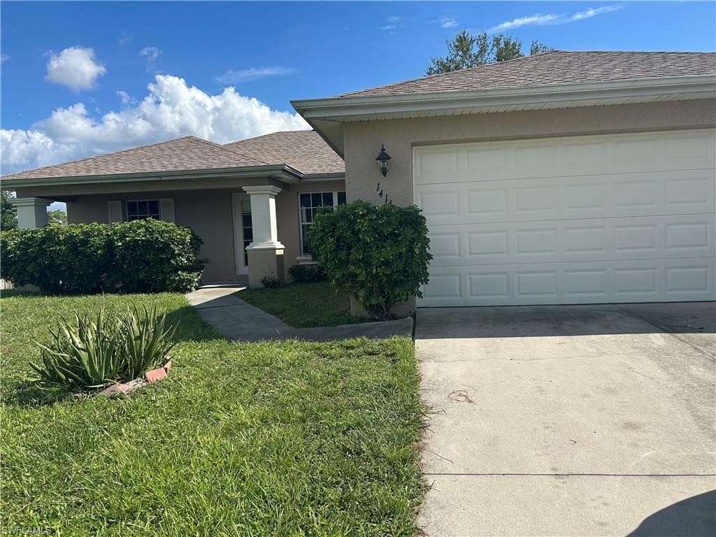 1414 NE 33rd TER CAPE CORAL, FL 33909