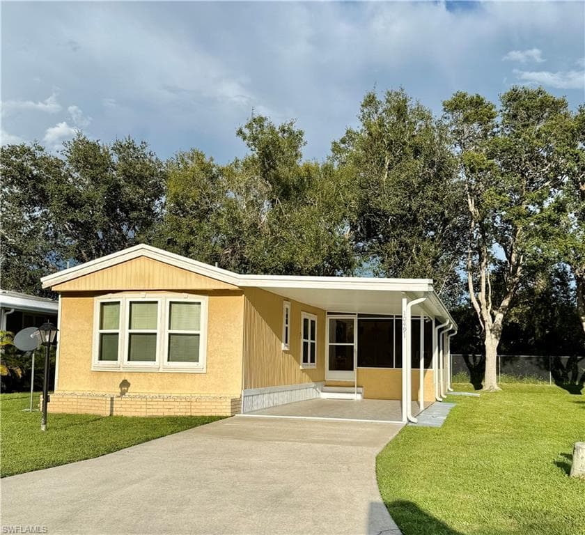 10491 Wales LOOP BONITA SPRINGS, FL 34135