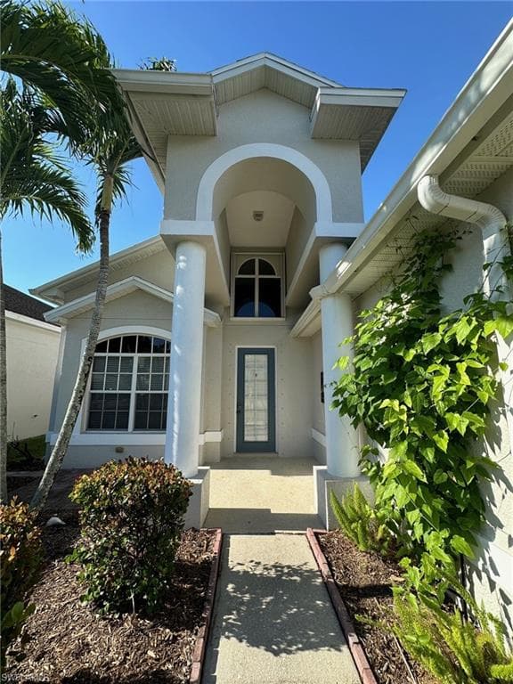 9932 Alabama ST BONITA SPRINGS, FL 34135