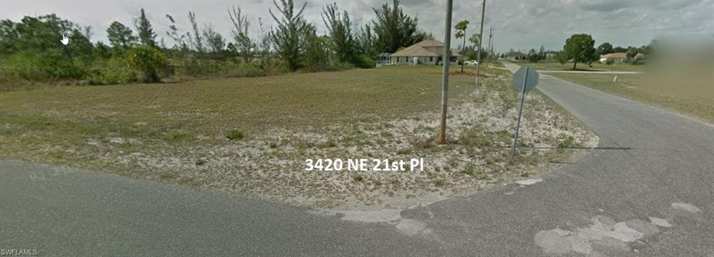3420 NE 21st PL CAPE CORAL, FL 33909