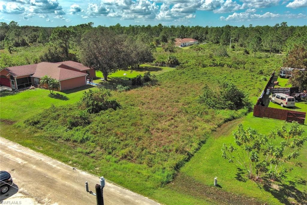 1413 5th AVE LEHIGH ACRES, FL 33972