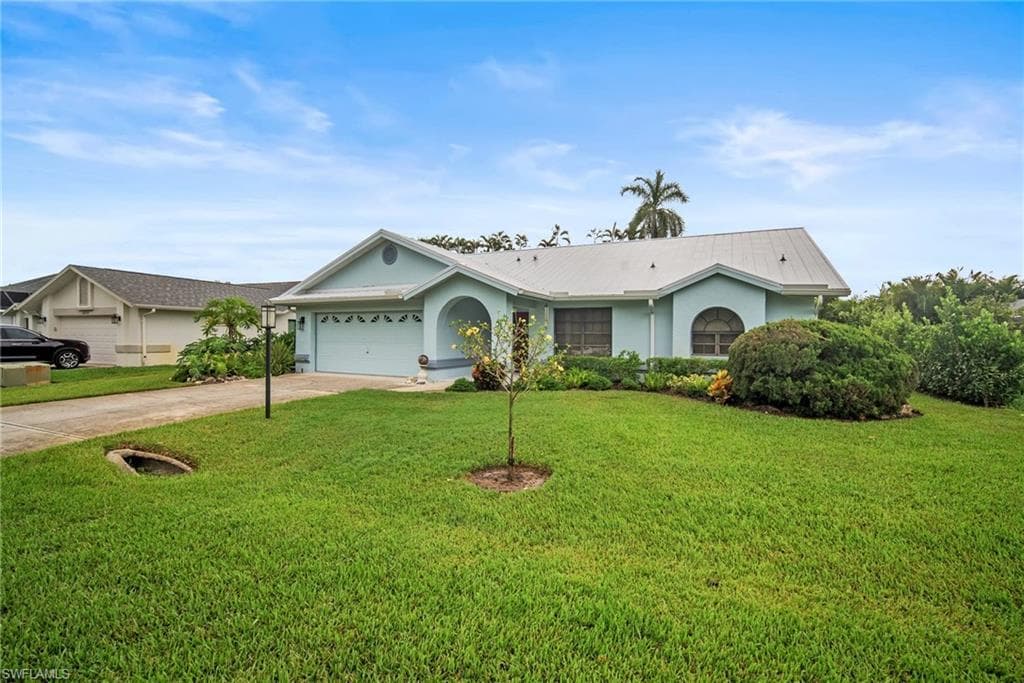22545 FOUNTAIN LAKES BLVD ESTERO, FL 33928