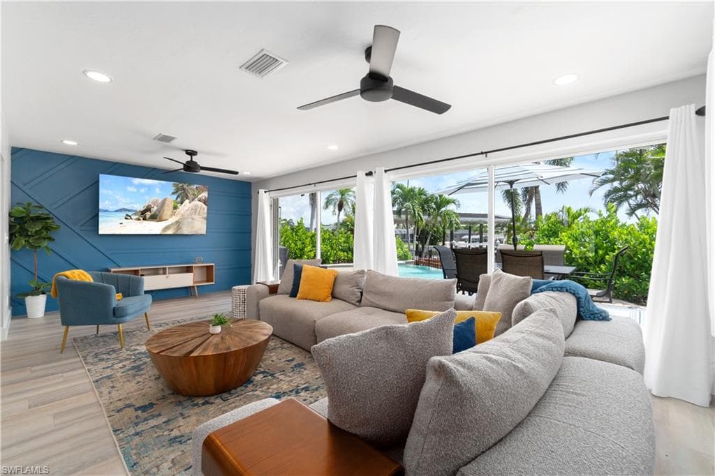 5161 Williams DR FORT MYERS BEACH, FL 33931
