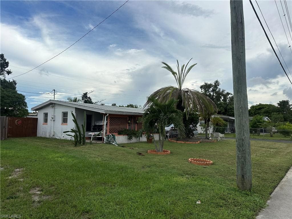 3547 Central AVE FORT MYERS, FL 33901