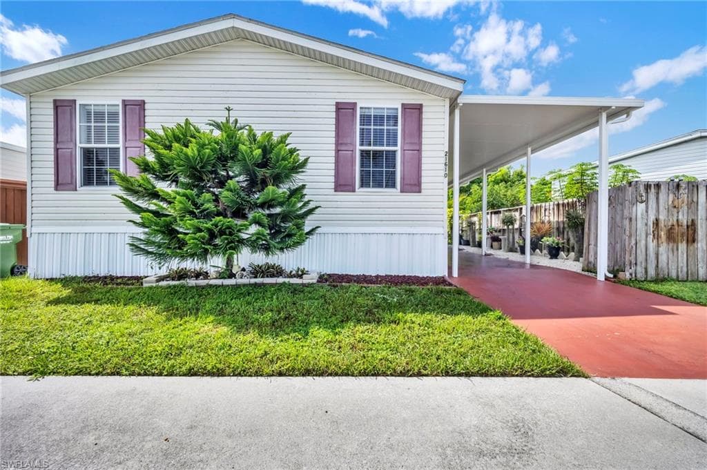 21610 NW 4th PL PEMBROKE PINES, FL 33029