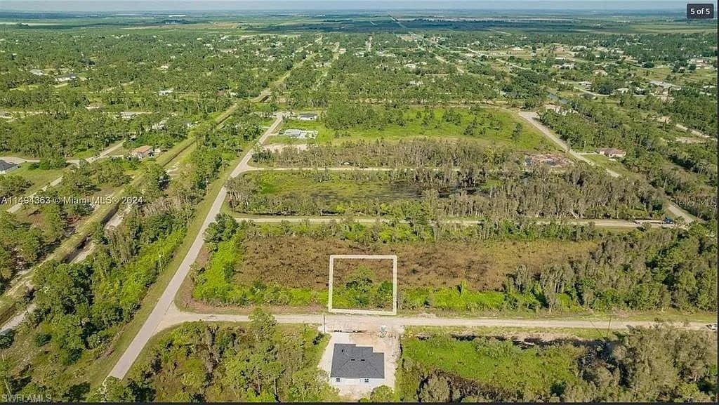 853 Belden AVE LEHIGH ACRES, FL 33974