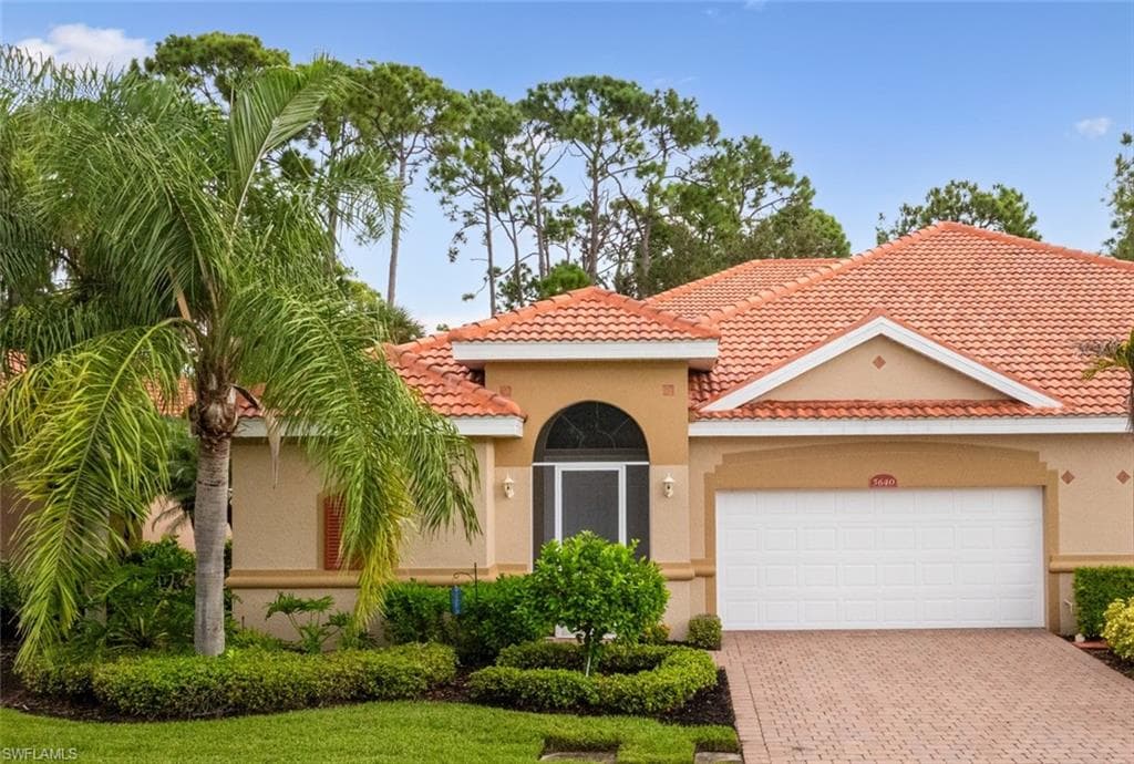 5640 Kensington LOOP FORT MYERS, FL 33912