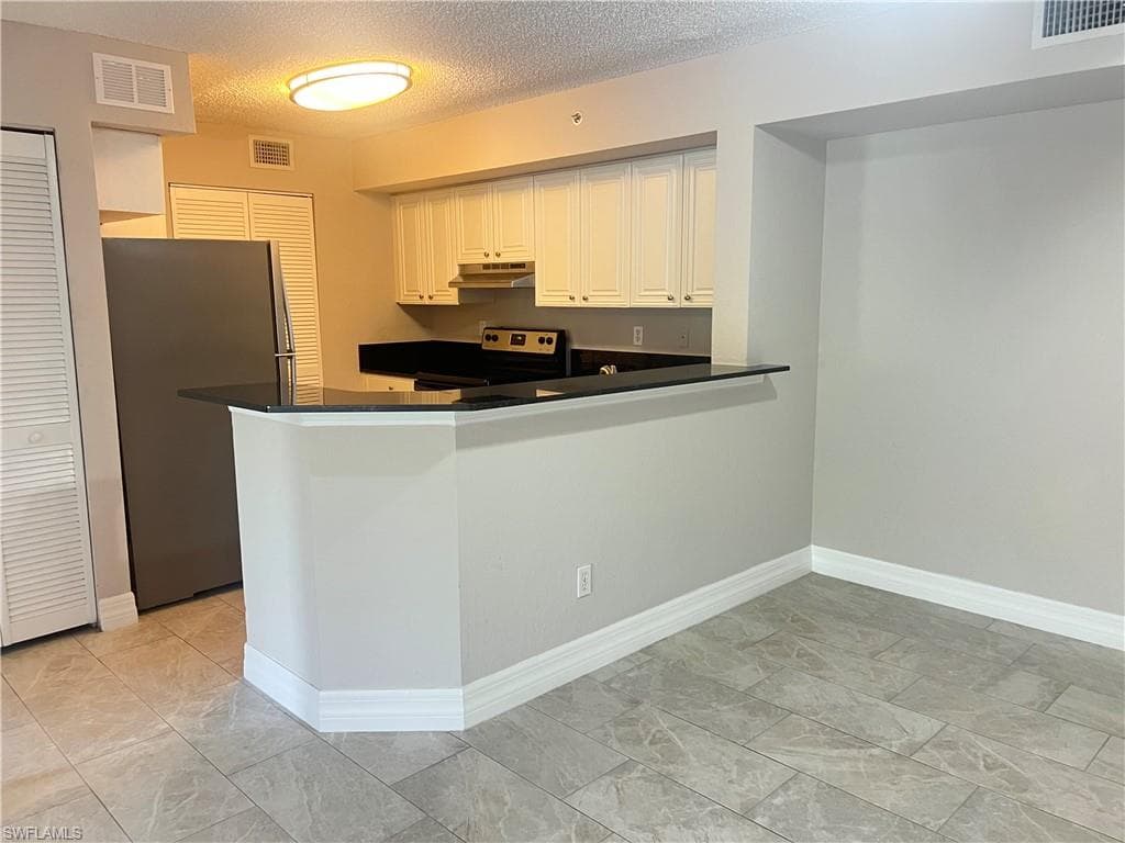 8245 Ibis Club DR 410 NAPLES, FL 34104