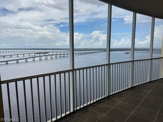 2743 1st ST 2001 FORT MYERS, FL 33916