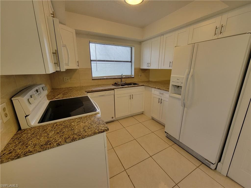 4219 21st PL SW 43 NAPLES, FL 34116