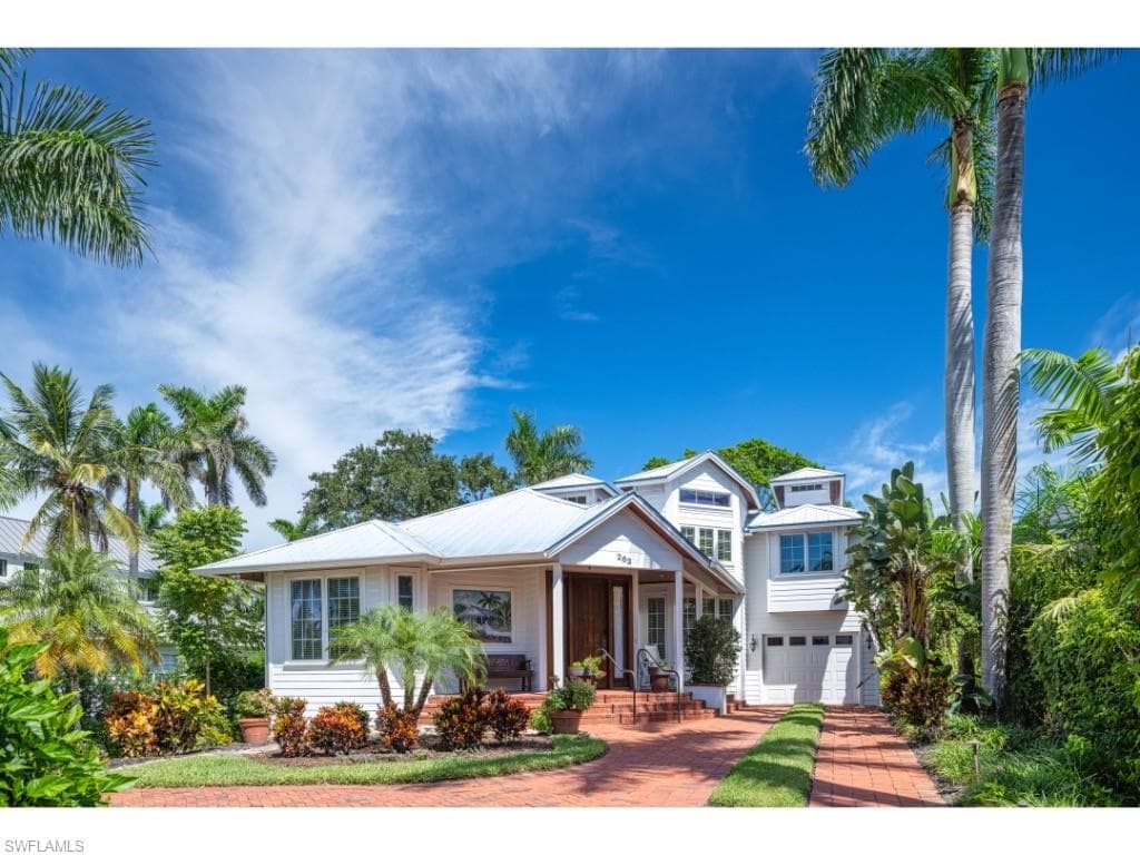 263 10th AVE S NAPLES, FL 34102