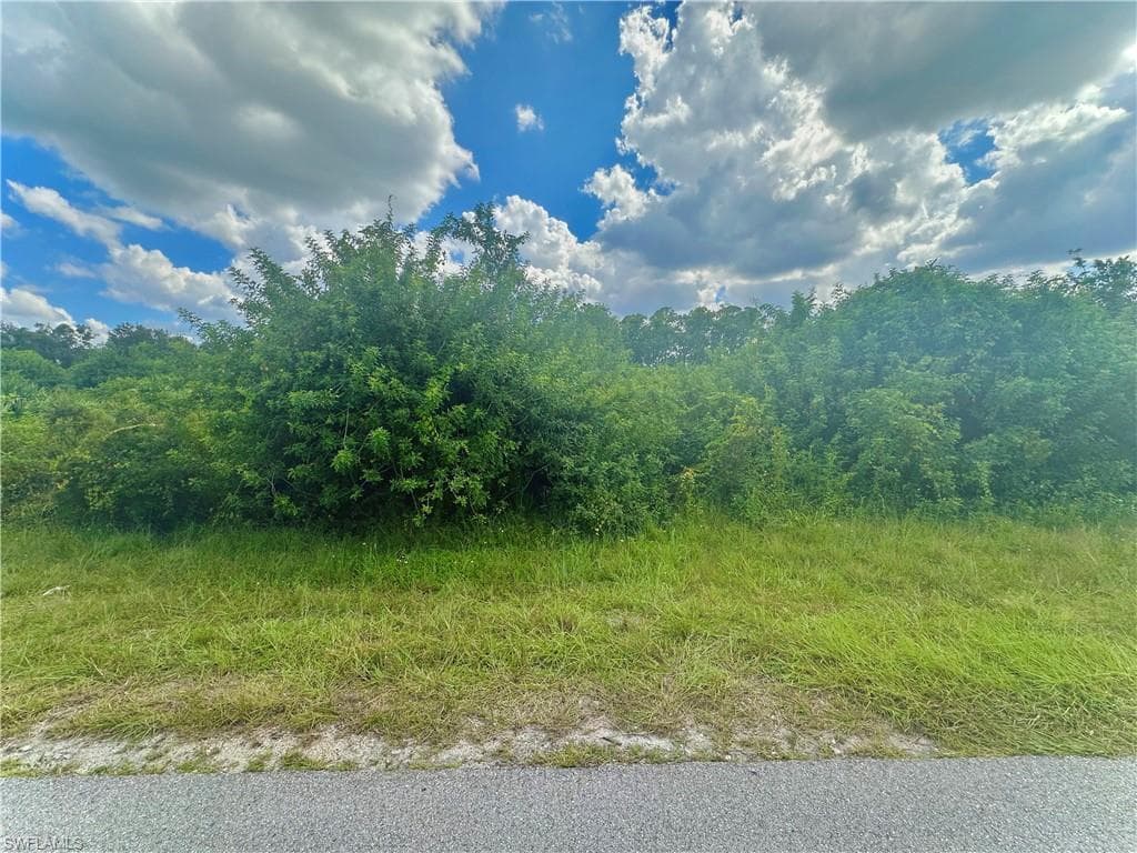 1804 Mayberry DR LEHIGH ACRES, FL 33972