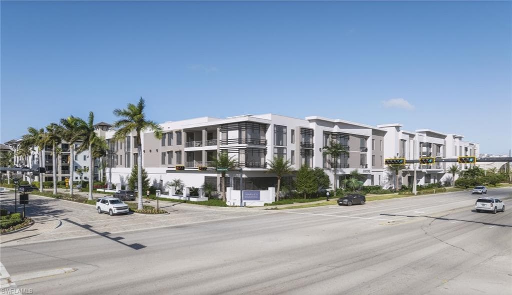 233 12th ST S 205 NAPLES, FL 34102