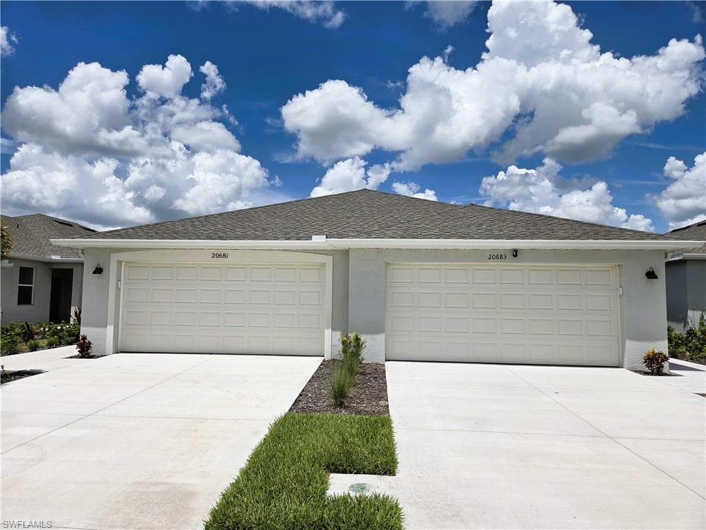 20683 Hazelnut CT LEHIGH ACRES, FL 33936