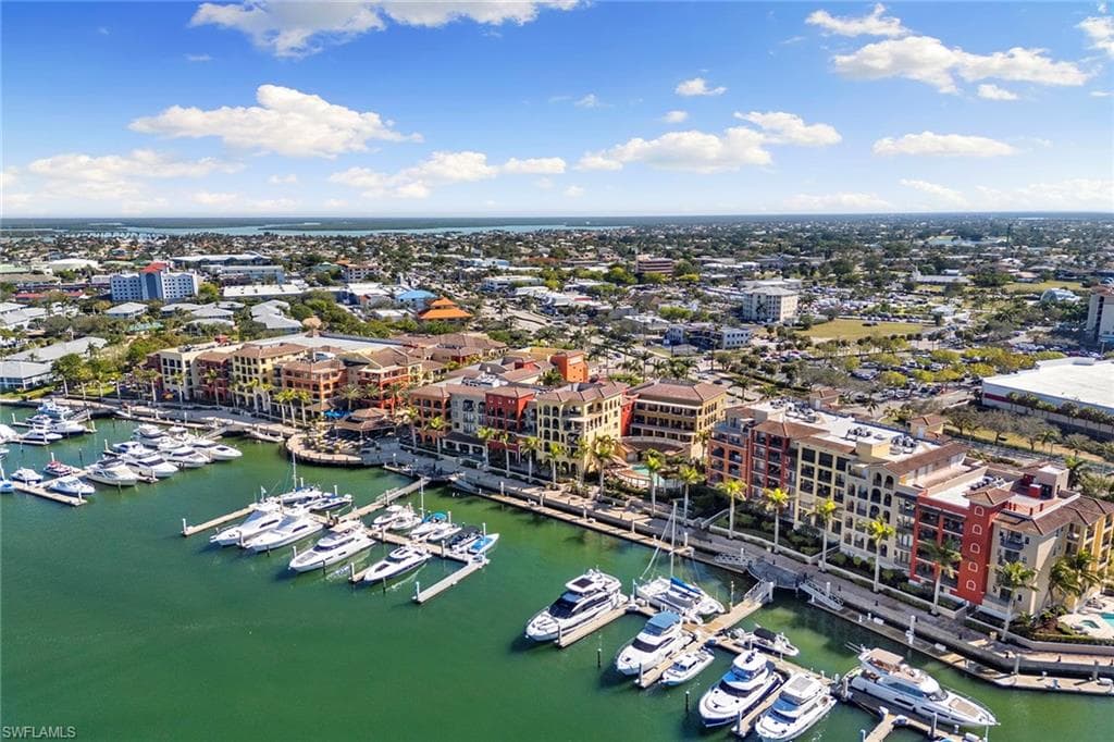 740 Collier BLVD 402 MARCO ISLAND, FL 34145