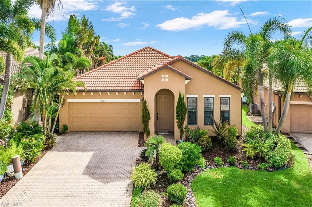 11994 Country Day CIR FORT MYERS, FL 33913