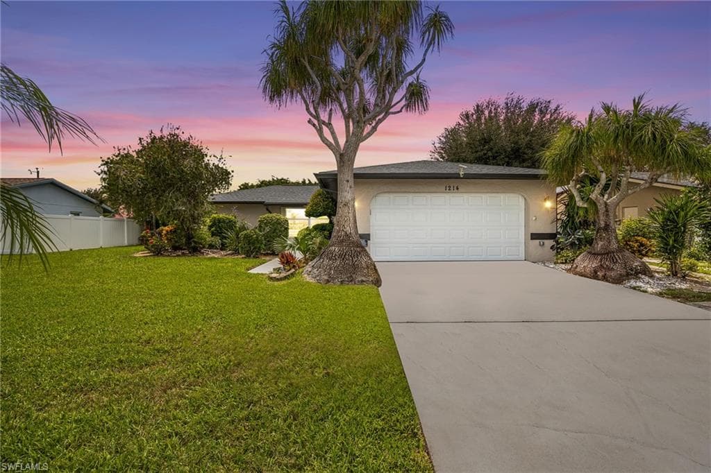 1214 SE 34th ST CAPE CORAL, FL 33904