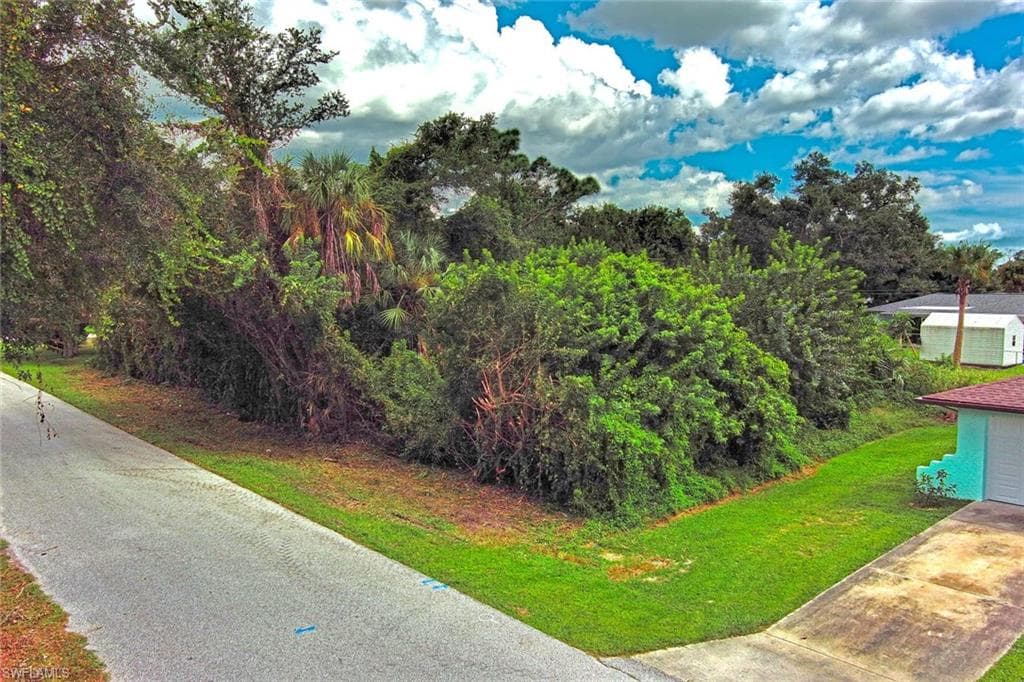21511 Carleton AVE PORT CHARLOTTE, FL 33952
