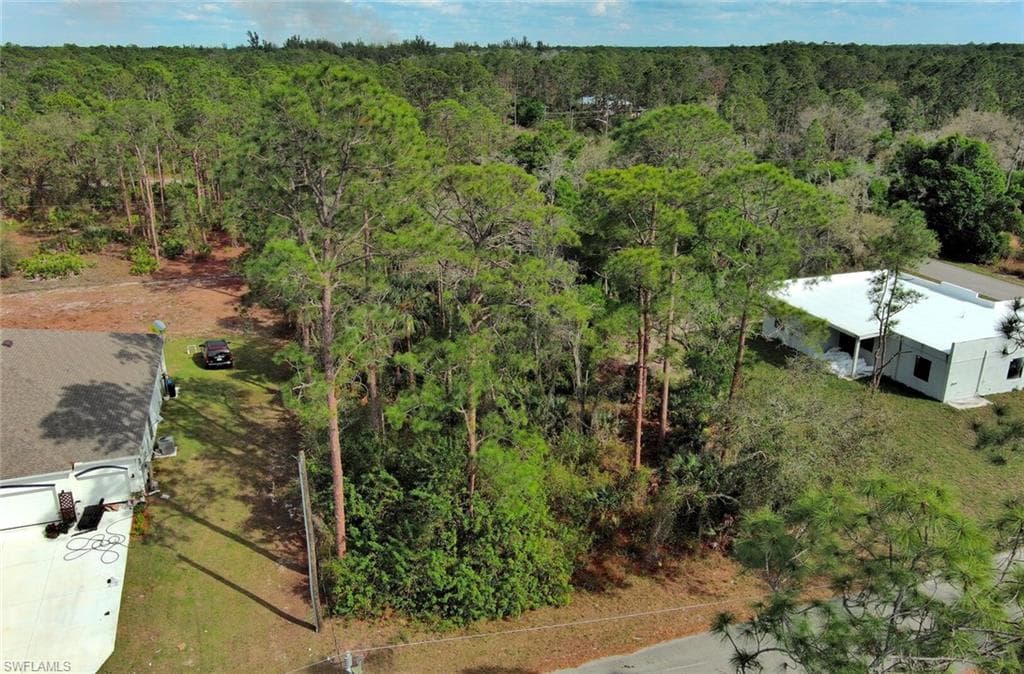 1702 Greenwood AVE LEHIGH ACRES, FL 33972