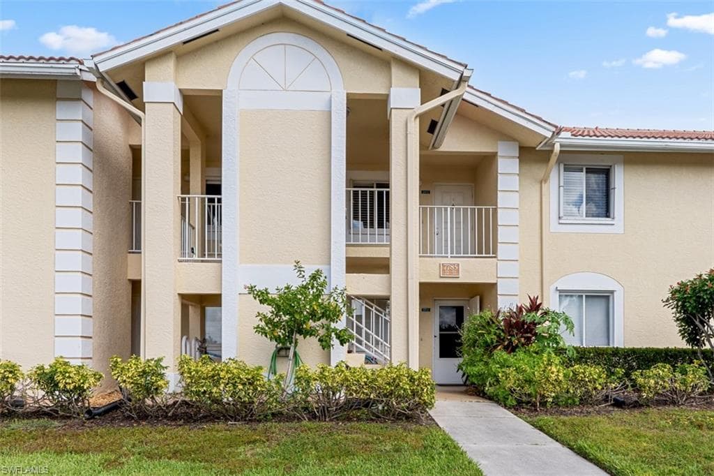 7785 Esmeralda WAY M202 NAPLES, FL 34109