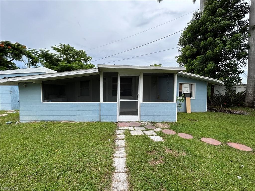 4465 Birmingham ST B (Rear) FORT MYERS, FL 33905