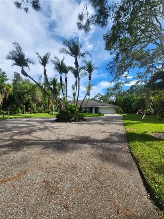 5930 Spanish Oaks LN NAPLES, FL 34119