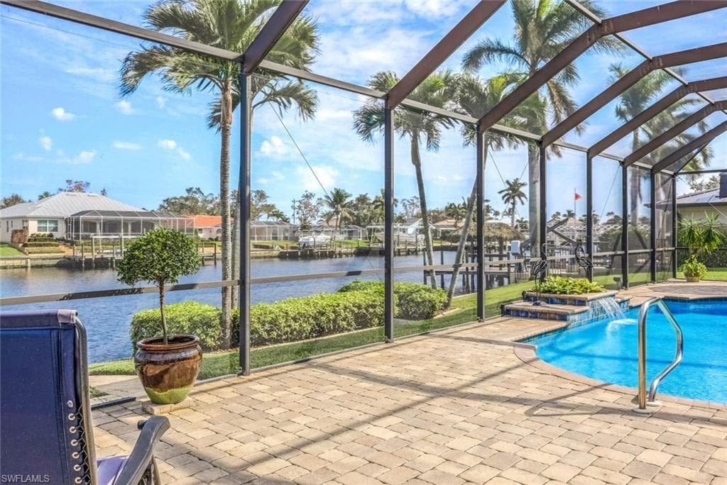 1911 SE 35th ST CAPE CORAL, FL 33904