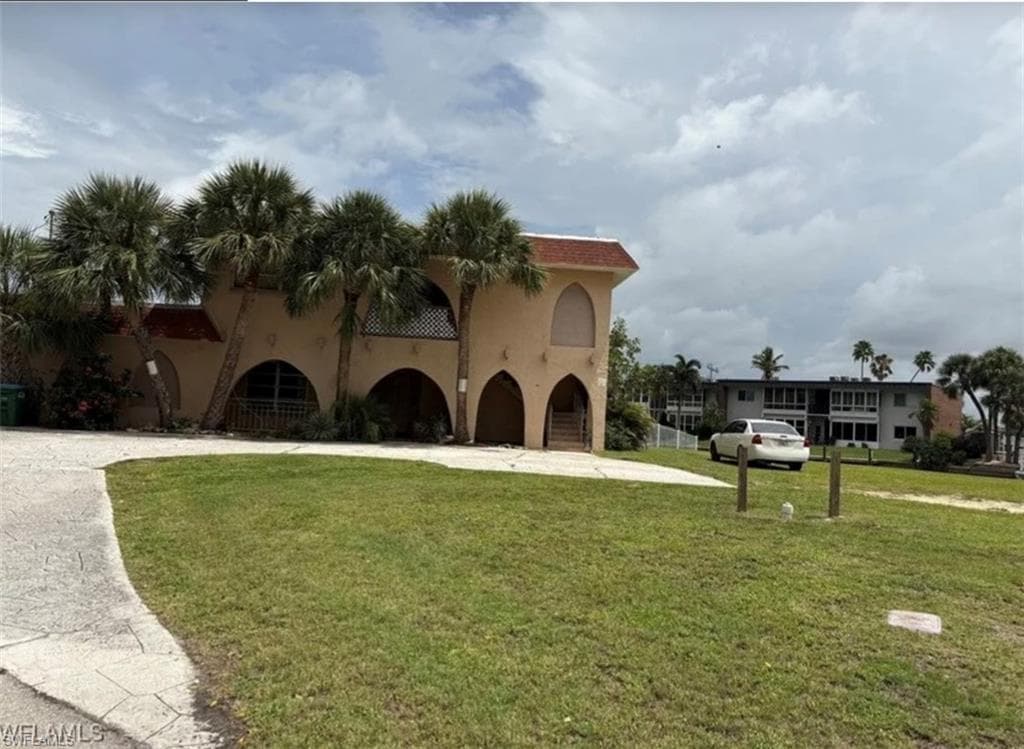 5101 Manor CT 1 CAPE CORAL, FL 33904