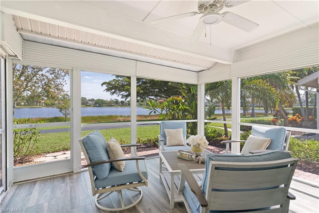 141 Bristol LN C-21 NAPLES, FL 34112