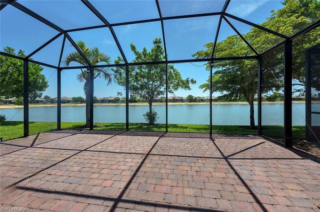 14940 Edgewater CIR NAPLES, FL 34114