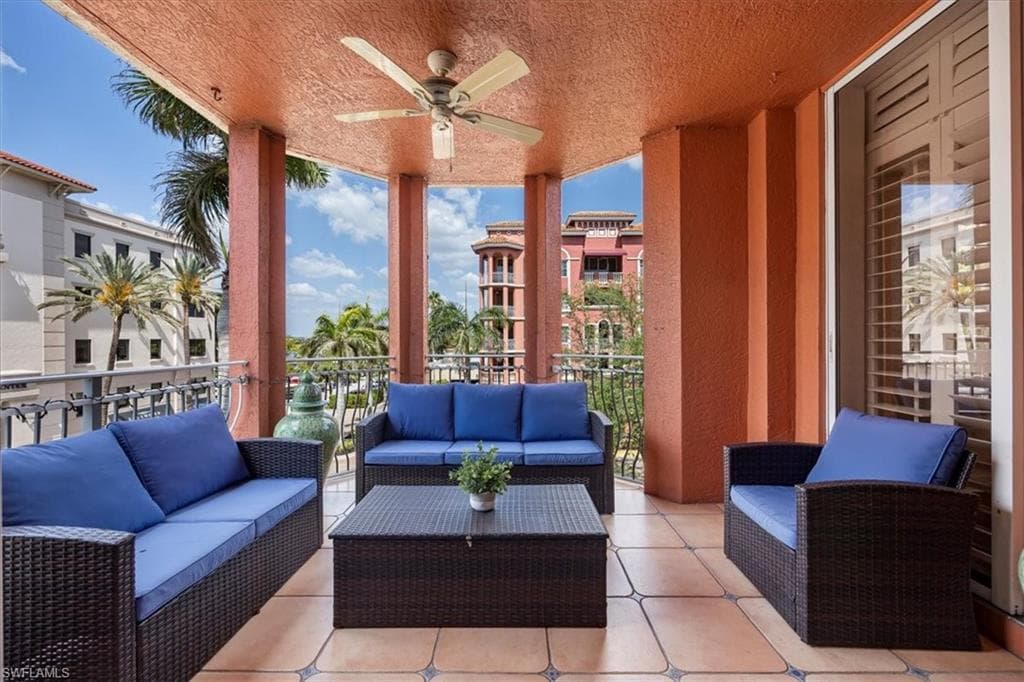 410 Bayfront PL 2301 NAPLES, FL 34102