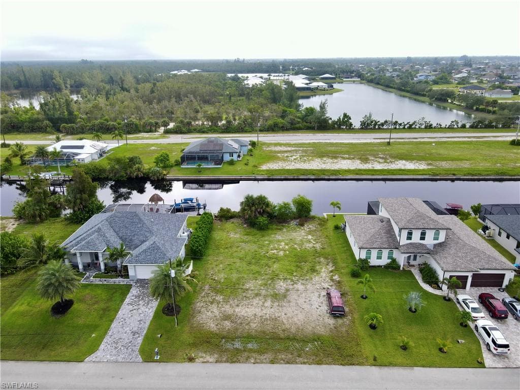2421 NW 41st AVE CAPE CORAL, FL 33993