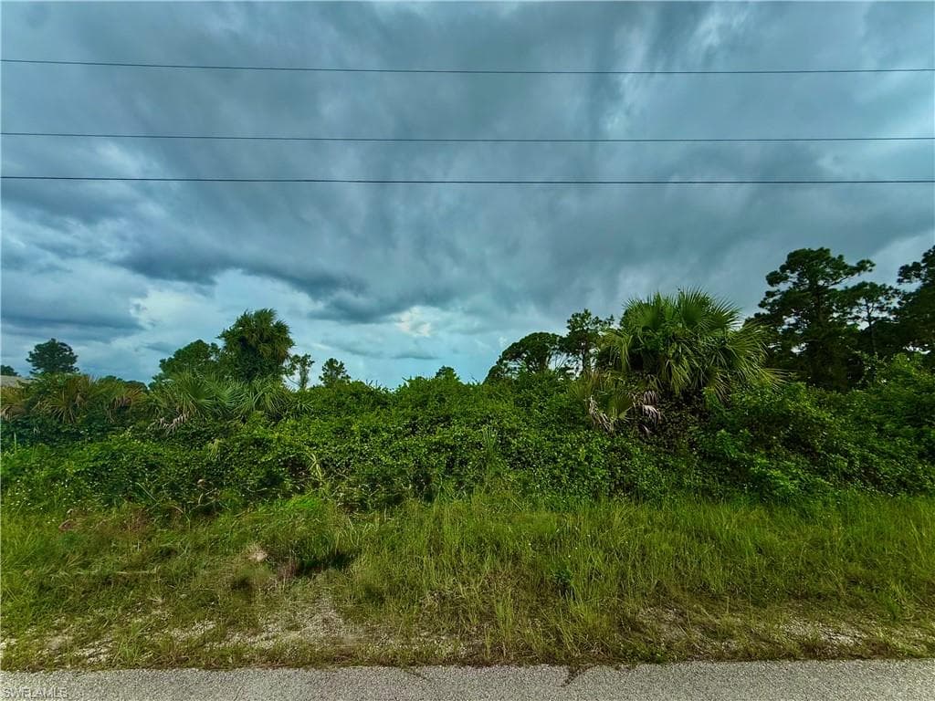 3303 64th ST W LEHIGH ACRES, FL 33971