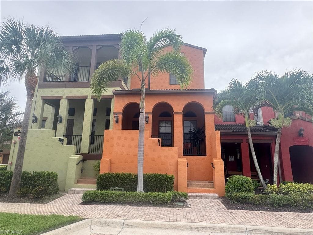 11901 Izarra WAY 8602 FORT MYERS, FL 33912