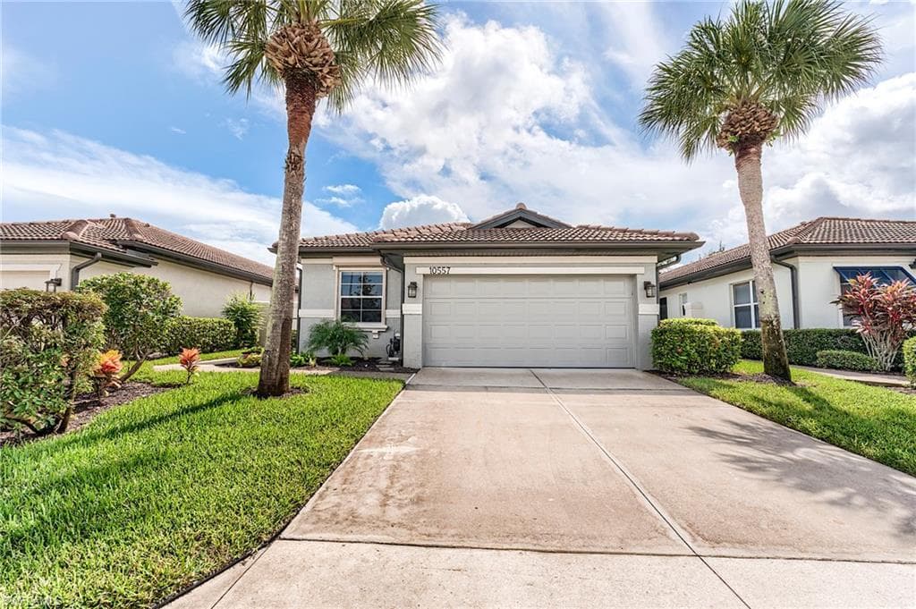 10557 Avila CIR FORT MYERS, FL 33913