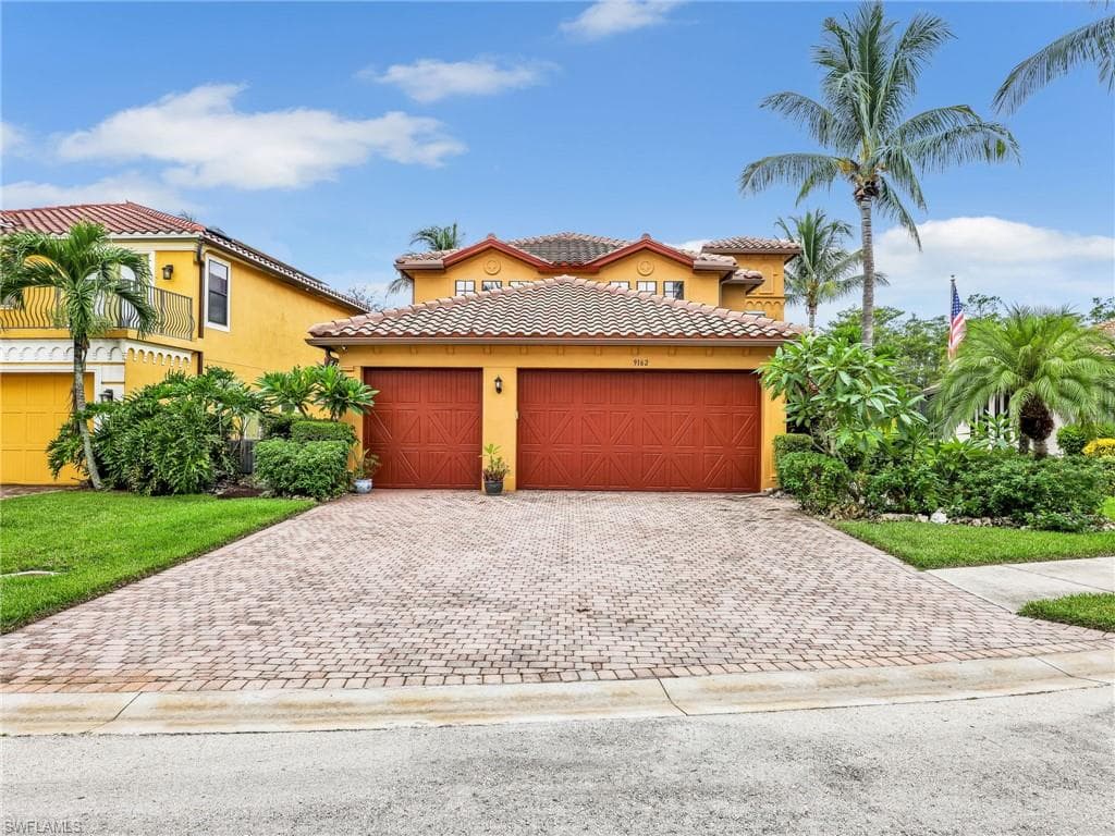 9162 River Otter DR FORT MYERS, FL 33912