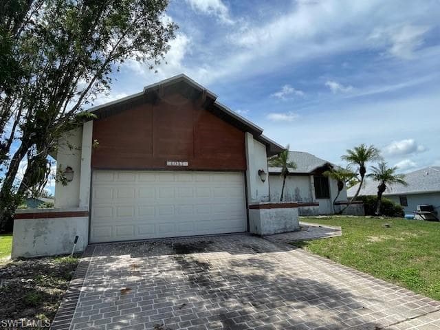 6057 Birnam Wood LN FORT MYERS, FL 33908
