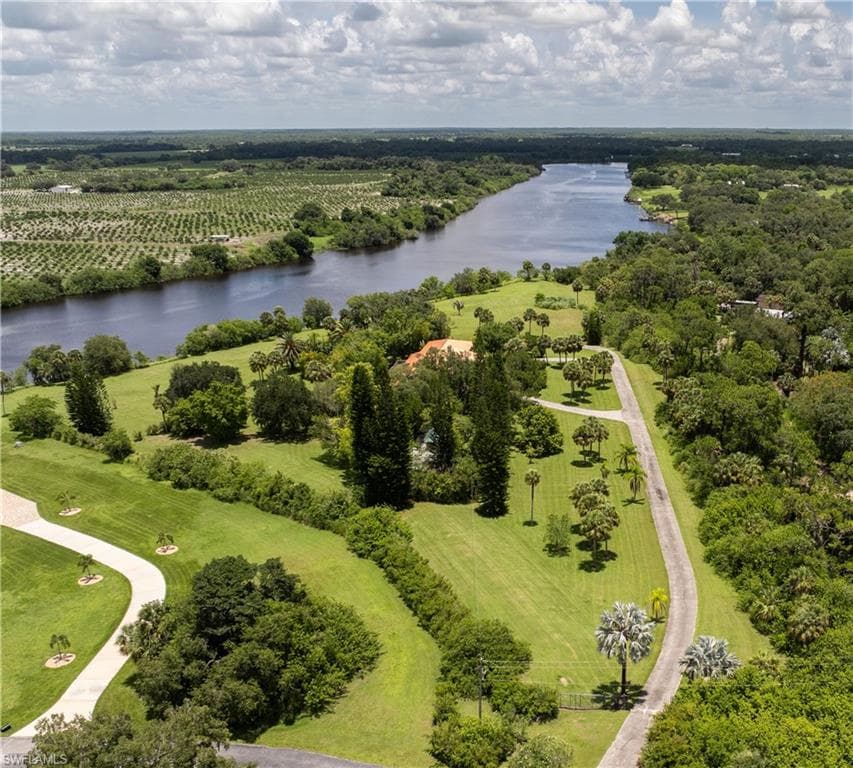 5254 River Blossom LN FORT DENAUD, FL 33935
