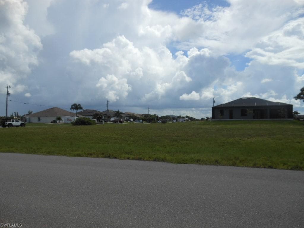 3839 NW 44th AVE CAPE CORAL, FL 33993