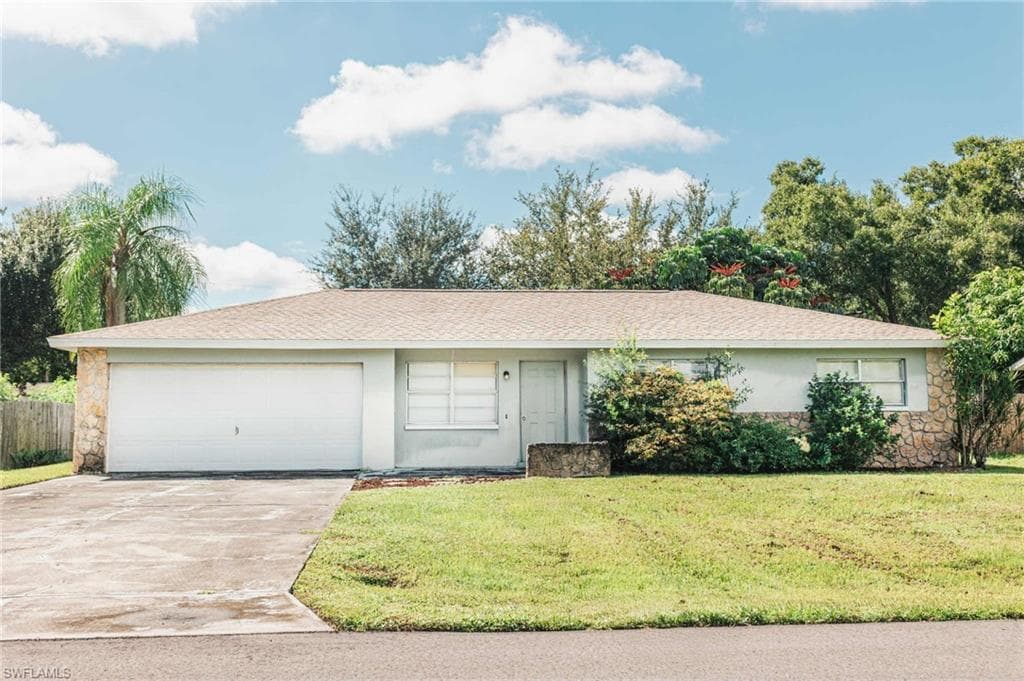 13007 3rd ST FORT MYERS, FL 33905