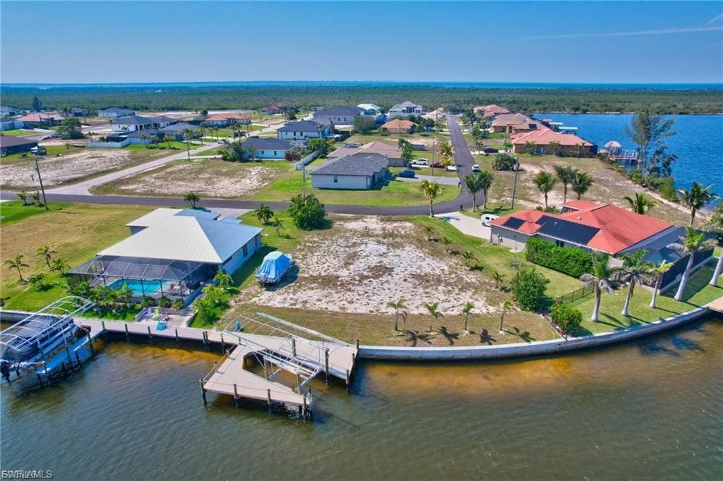 3225 NW 46th AVE CAPE CORAL, FL 33993
