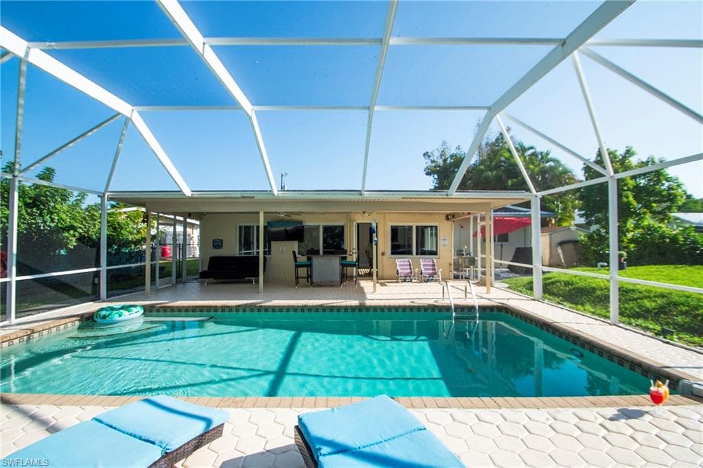 89 Glenmont DR W NORTH FORT MYERS, FL 33917