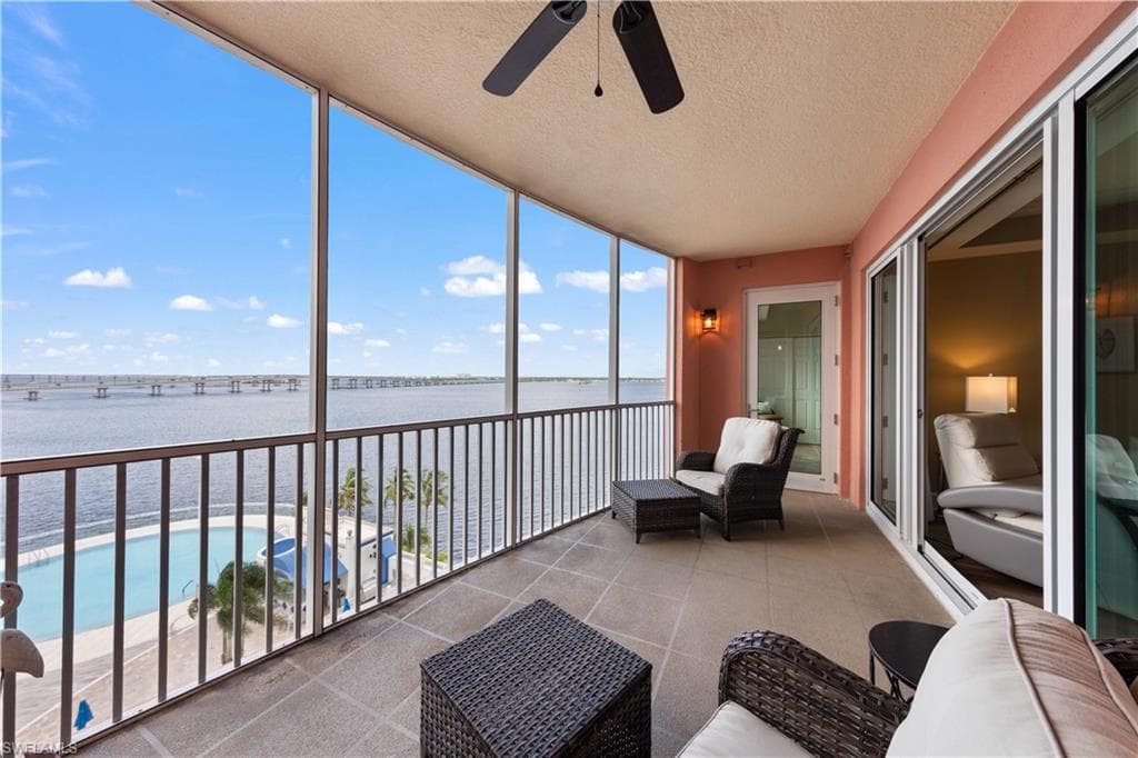 2745 1st ST 701 FORT MYERS, FL 33916