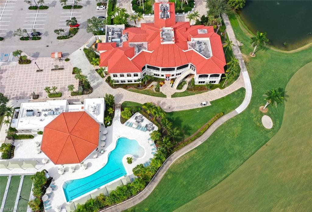 4760 Shinnecock Hills CT 102 NAPLES, FL 34112